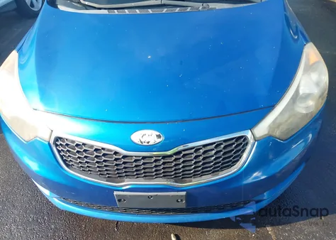 2014 Kia Forte Lx z USA, uszkodzony, nr VIN KNAFX4A6XE5135476